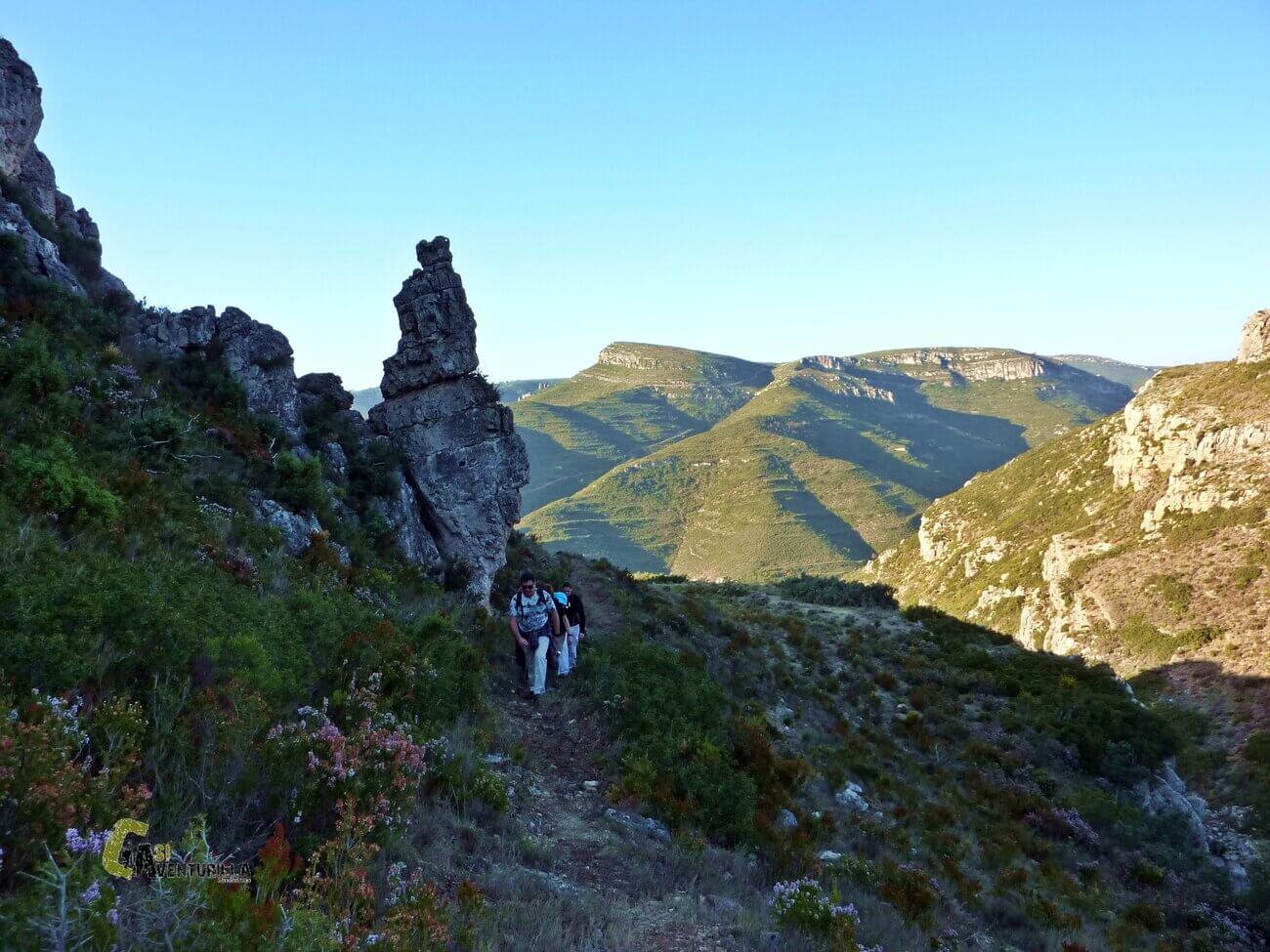 senderismo-en-la-sierra-de-chiva-circular-con-subida-al-alto-de-la