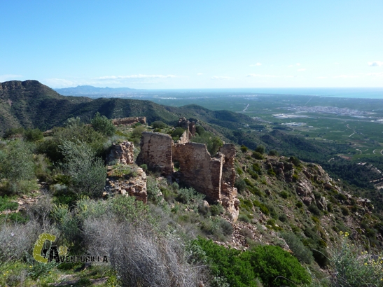 el castillo de la Vall d'Uixó desde arriba
