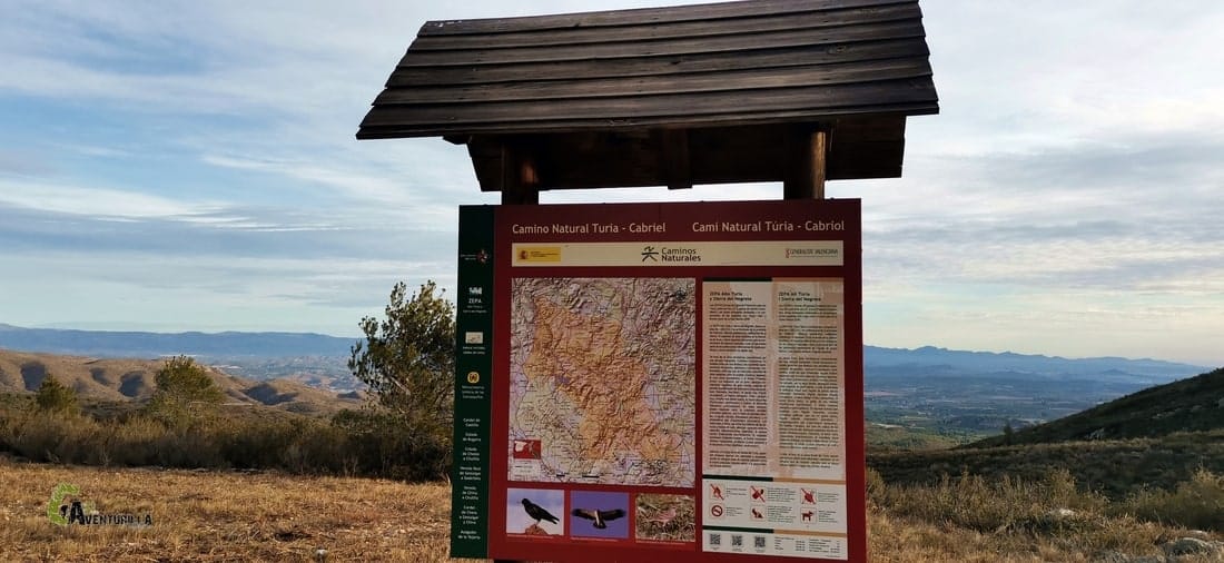 Cartel del Camino Natural del Turia-Cabriel en el recorrido
