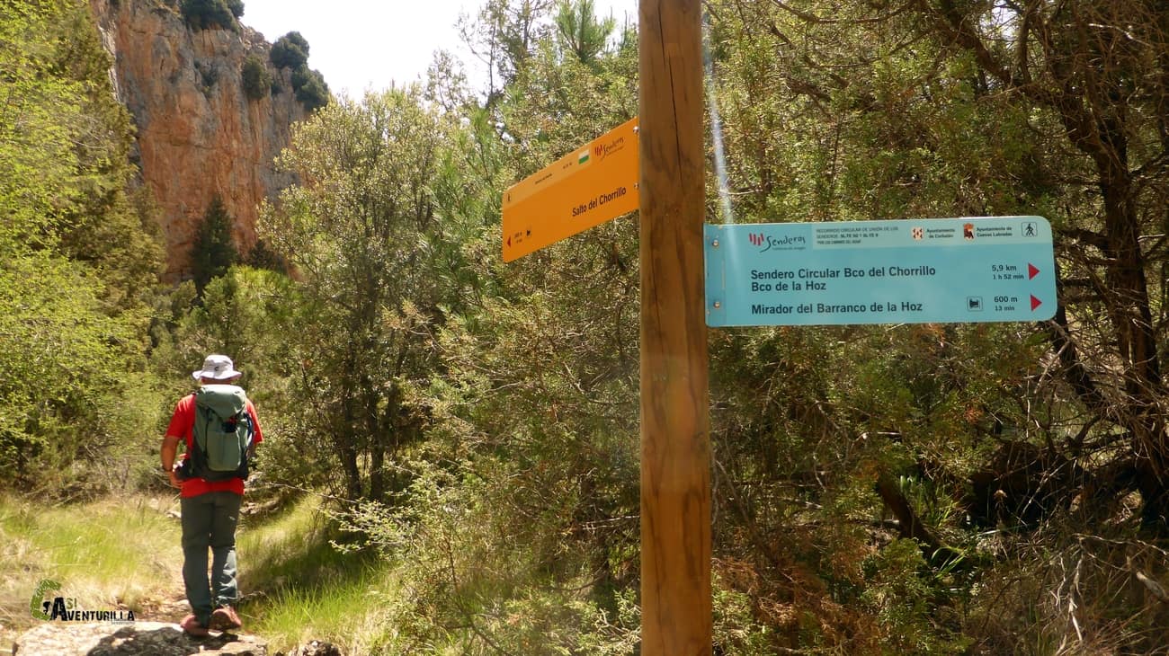 Hacia el Salto del Chorrillo por el barranco