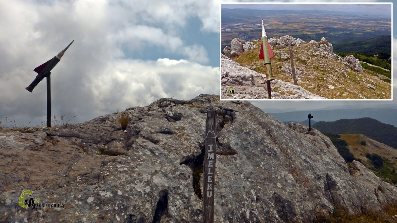 En la cima del pico Imeleku