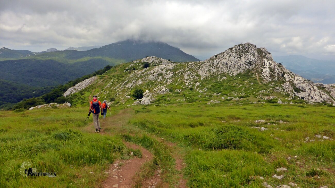 Subiendo al pico Argorri
