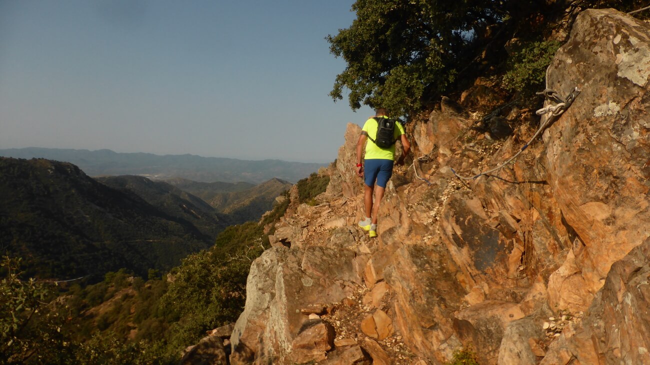 Paso con cuera en Peña Pastor