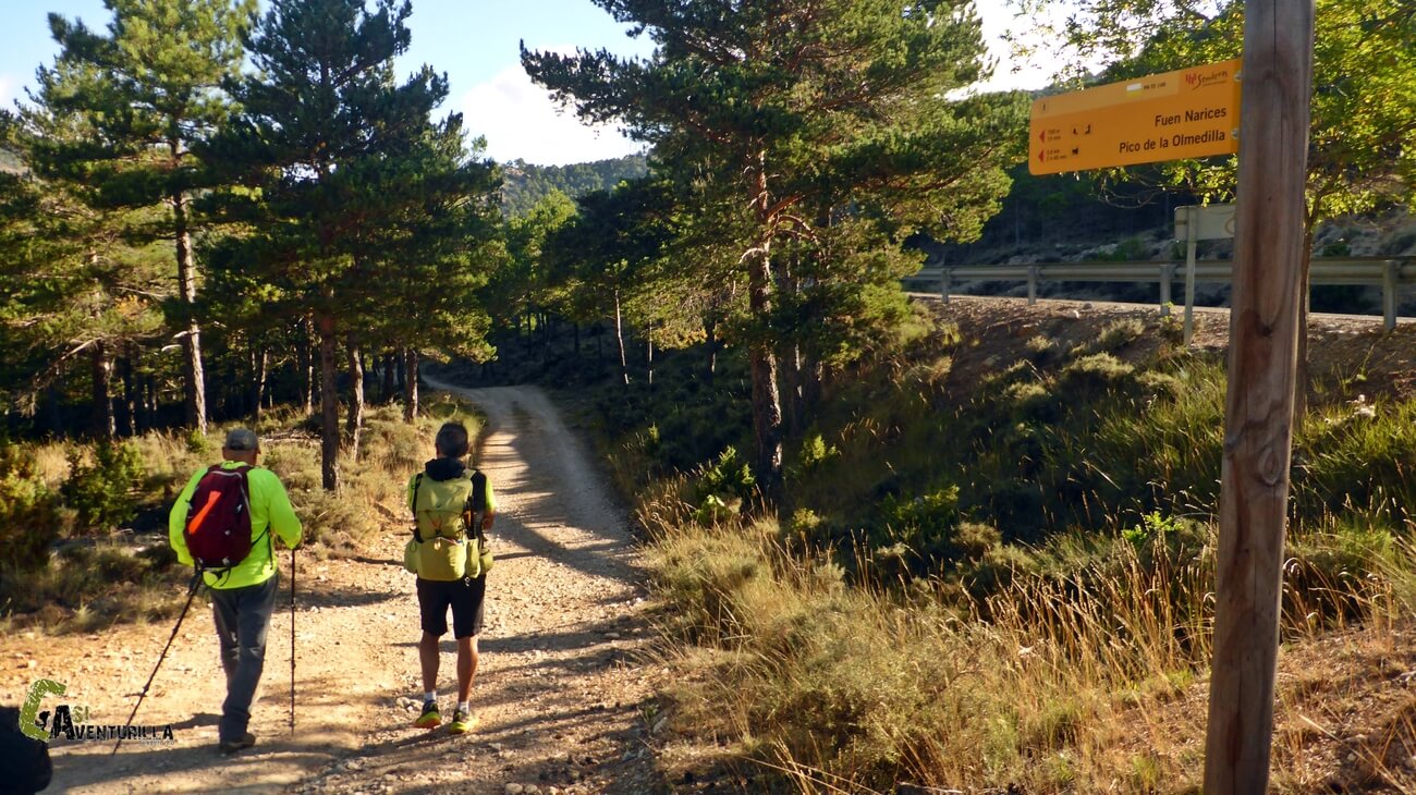 Descendiendo hacia Fuennarices por el PR-TE148
