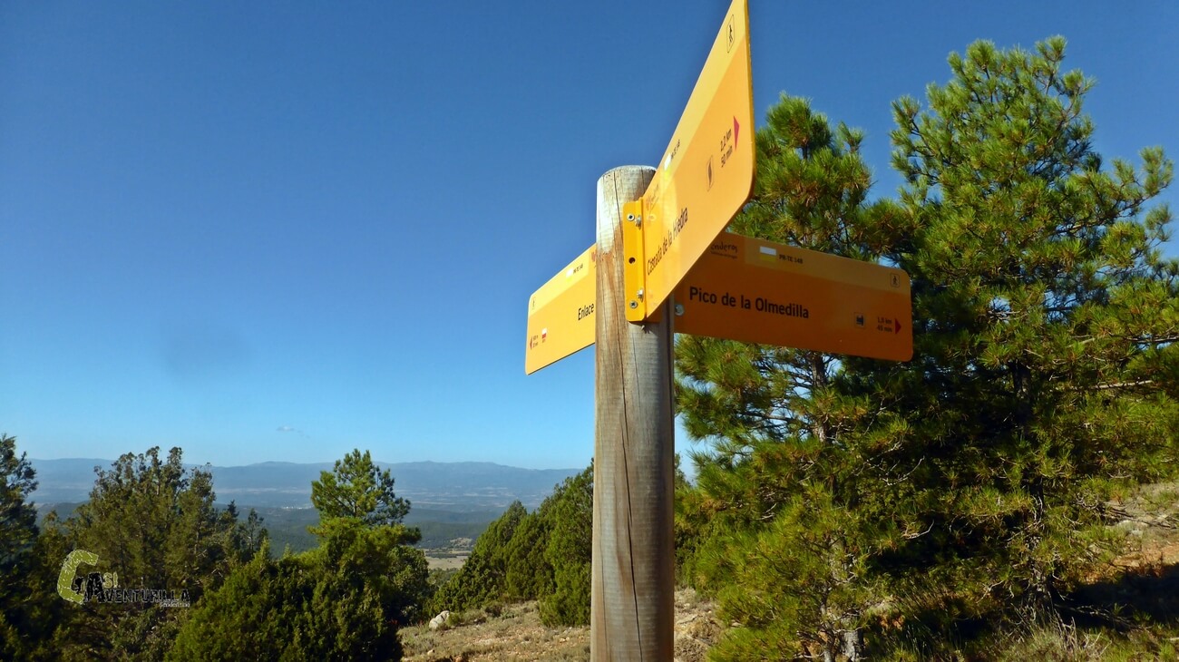Paneles en el collado de la Moto