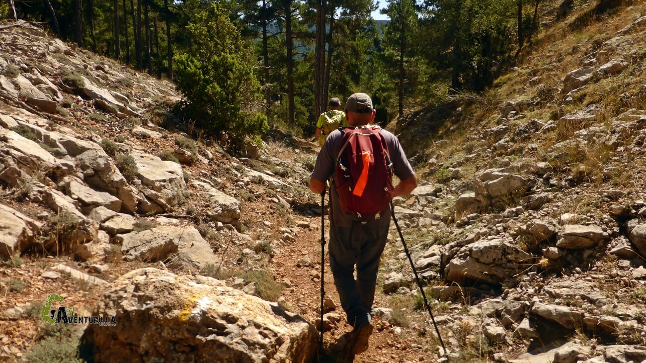 Bajando por el barranco del Arco