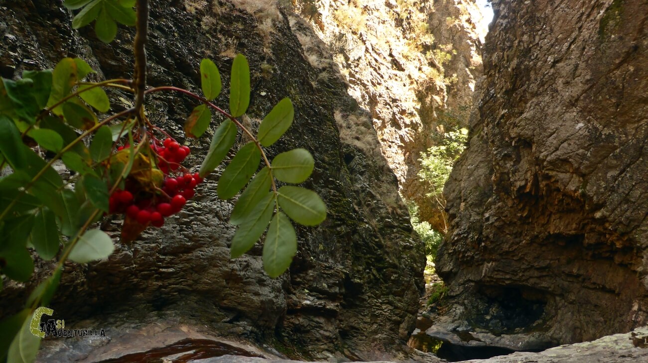Estrecho hacia el Pozo de Burbuliegas