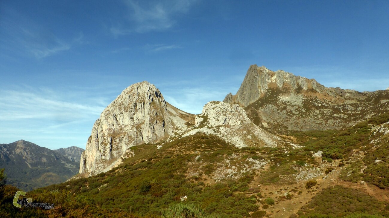 Sierra de Valverde con el pico Torres