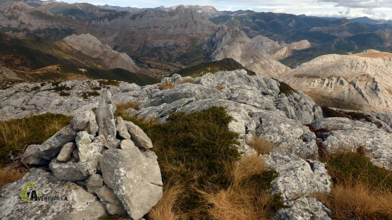 En la cima del Canto del Chozo