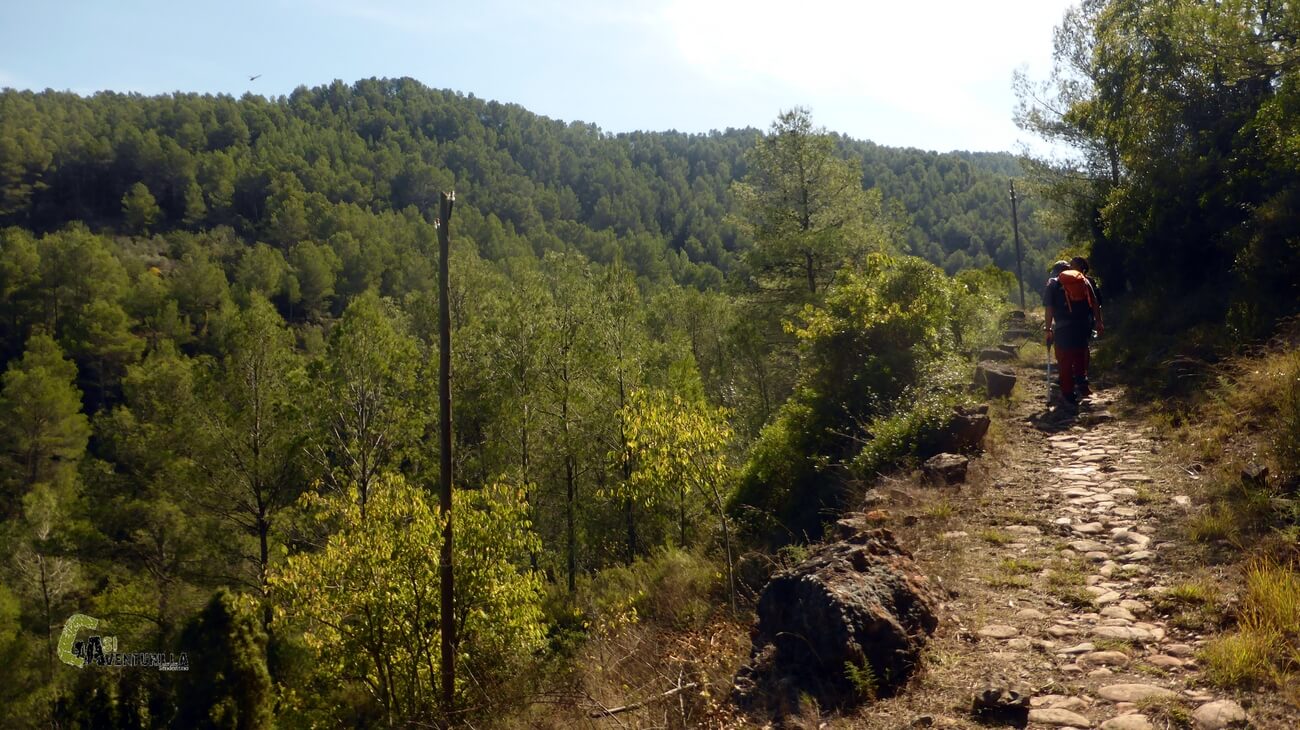 Subiendo desde el rio Veo a la carretera