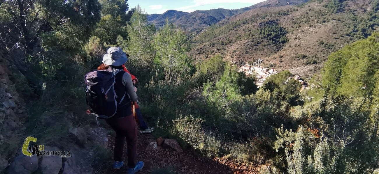 Descendiendo hacia Alfondeguilla