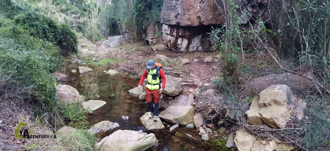 Cruzamos el barranco de Castro