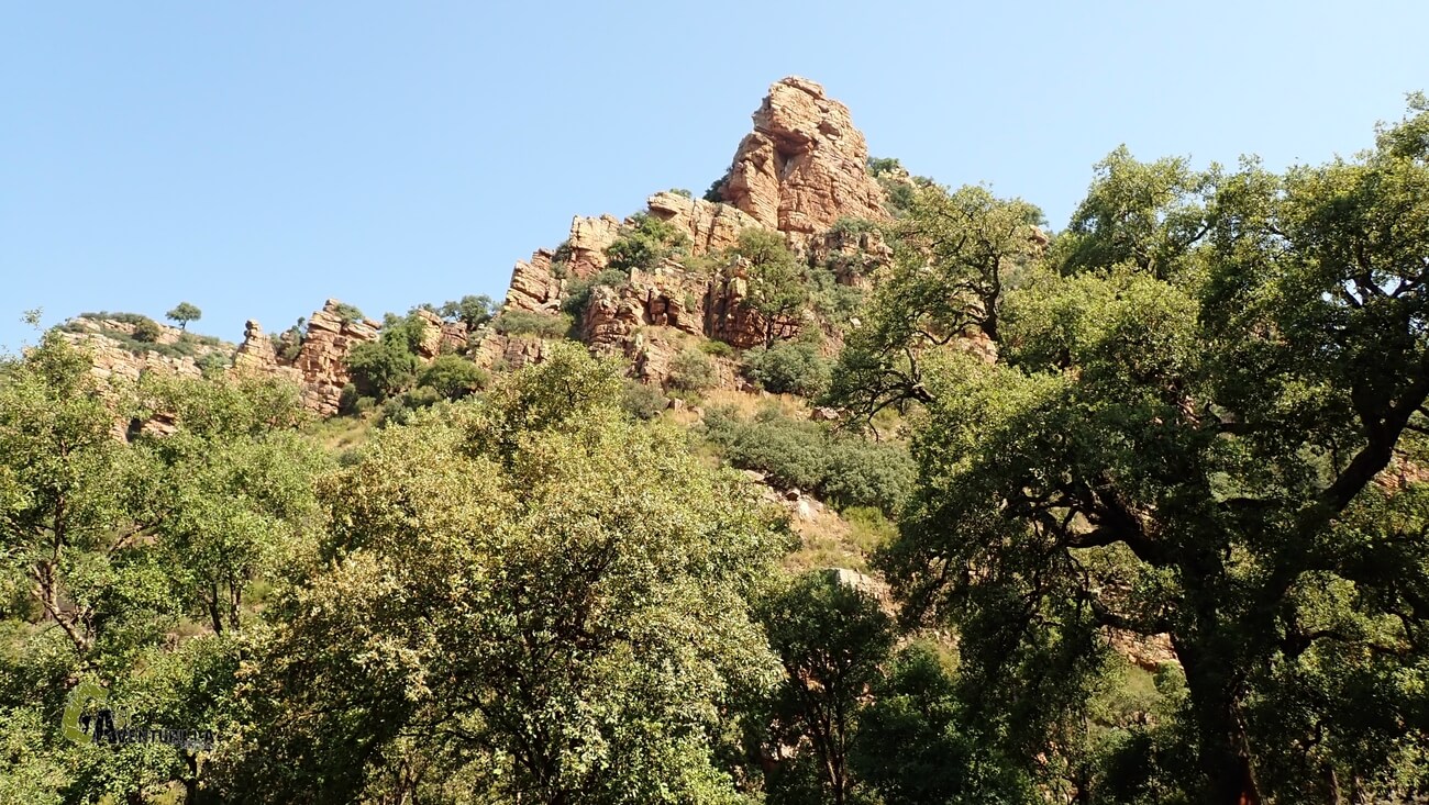 Peñas de rodeno en la sierra de Espadan