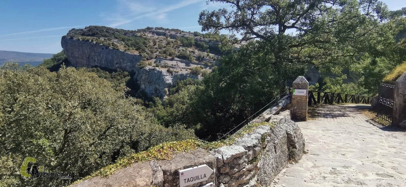 Seguimos por la derecha para ir a Ojo Guareña