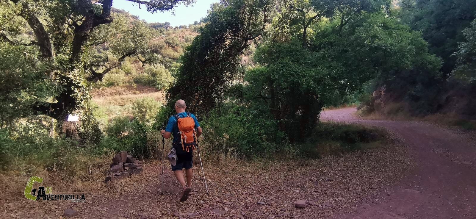 Bajando al barranco de Castro en Alfondeguilla