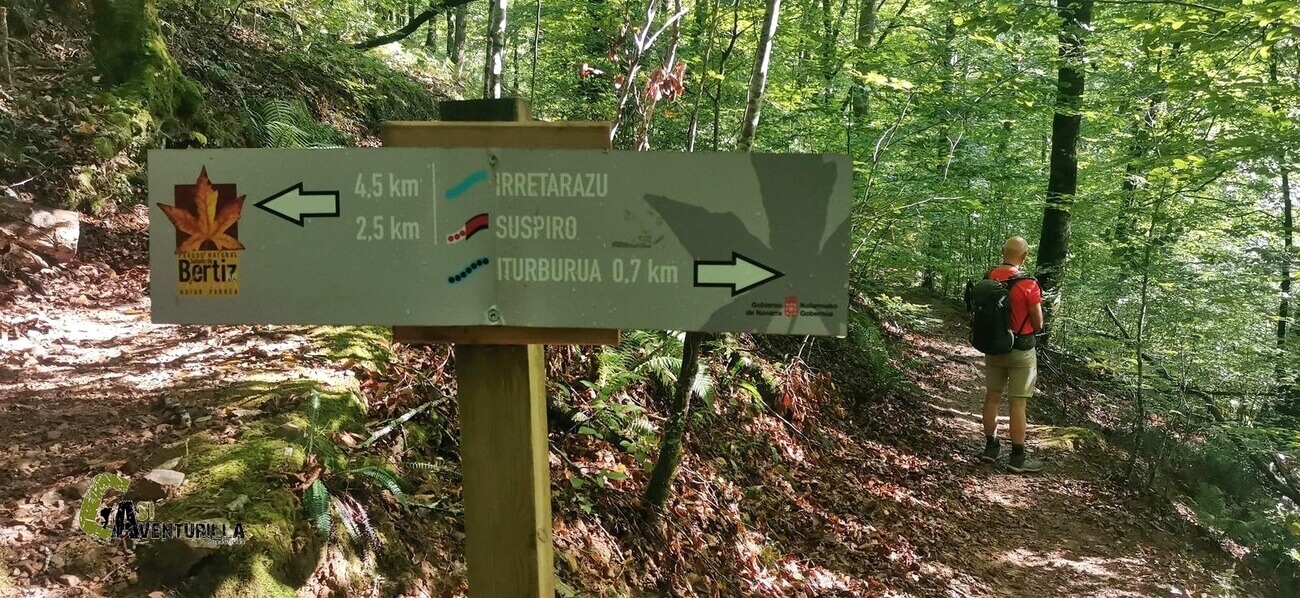 Continuamos sobre los tres sendero señalizados