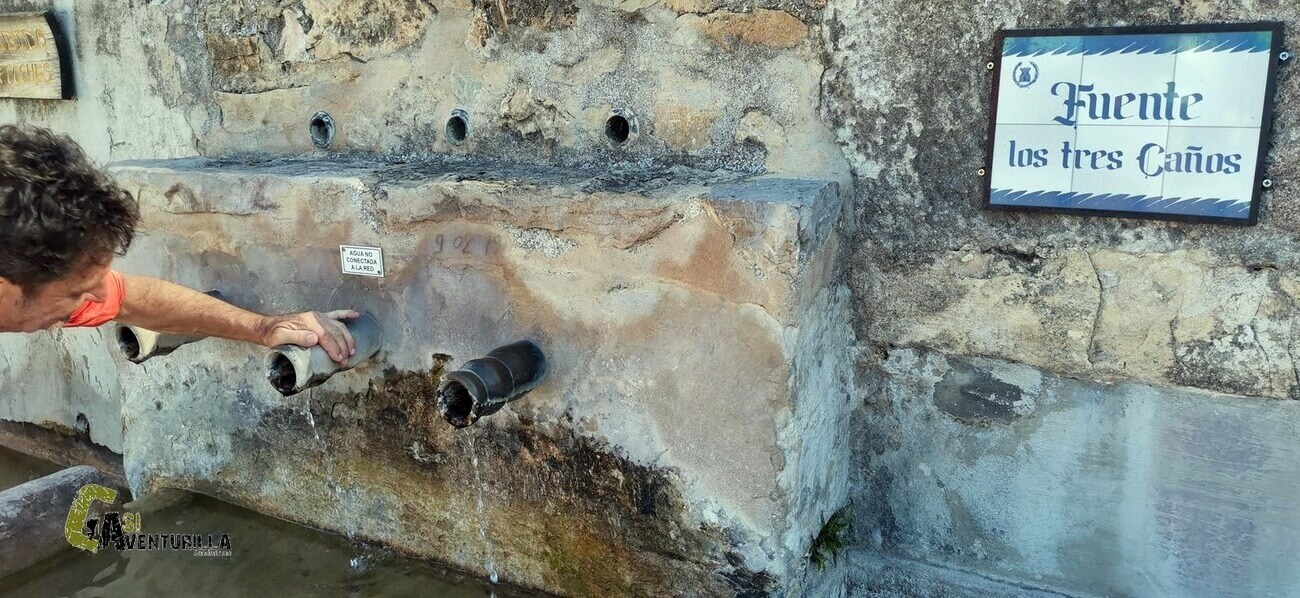 Fuente de los Tres Caños en Fuentes de Rubielos
