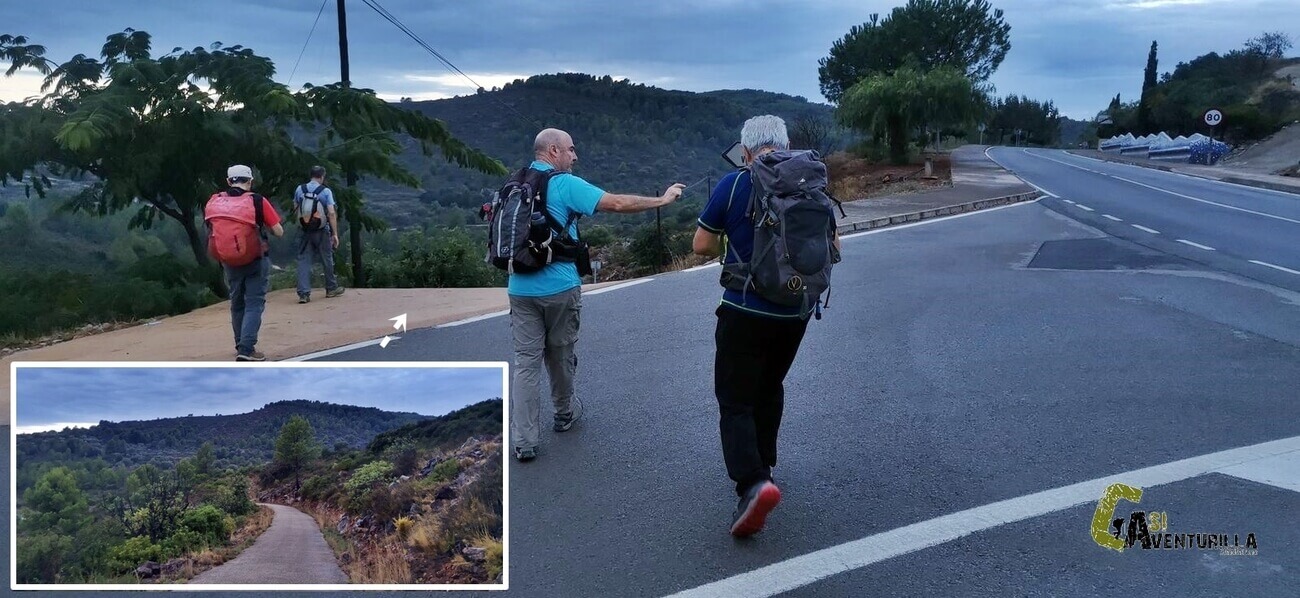 Bajar por camino hormigonado en Costur