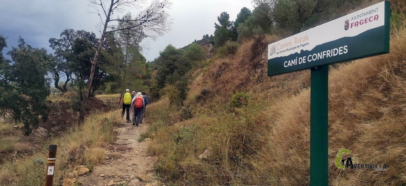 Cami de Confrides en el PR-CV 182