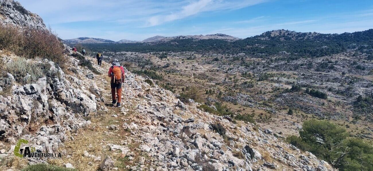 Descendiendo desde el cordal de las Banderillas