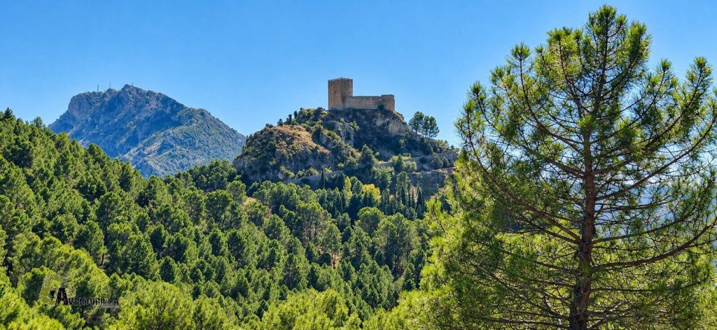 El Yelmo y castillo de Segura de la Sierra