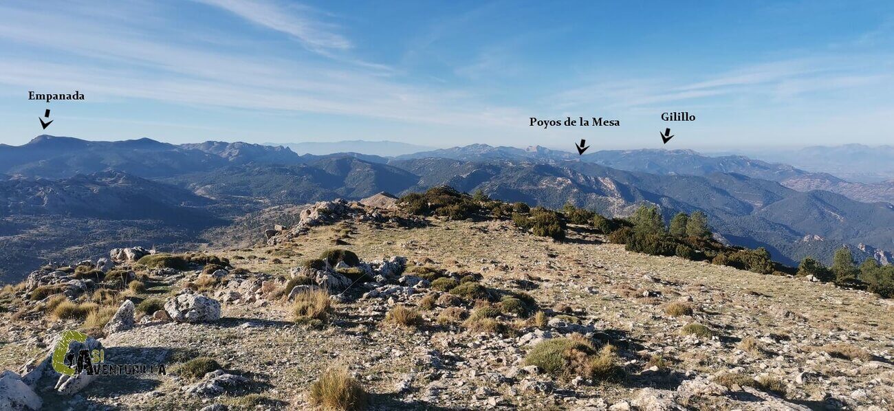 Vistas desde la peña Palomera en la sierra de Segura